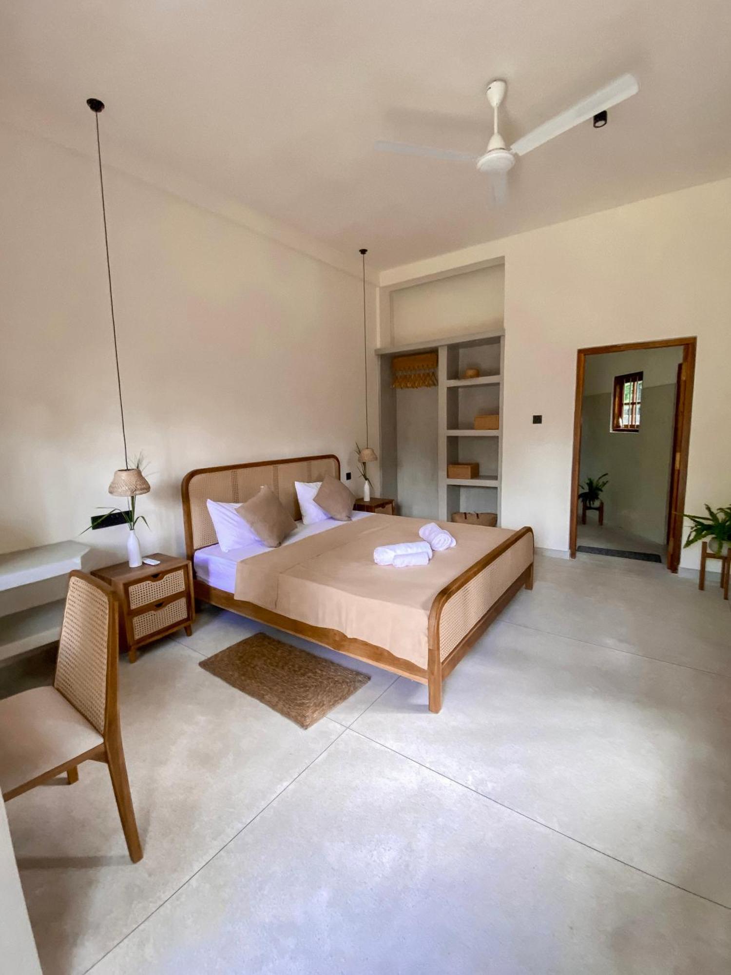 The Palm Private Cottages Midigama Midigama East Exterior foto