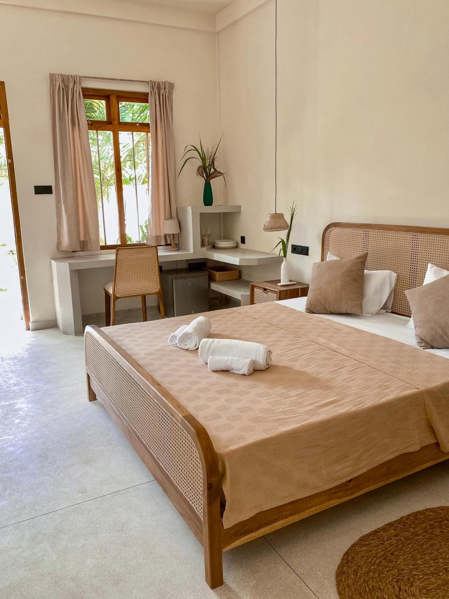 The Palm Private Cottages Midigama Midigama East Exterior foto
