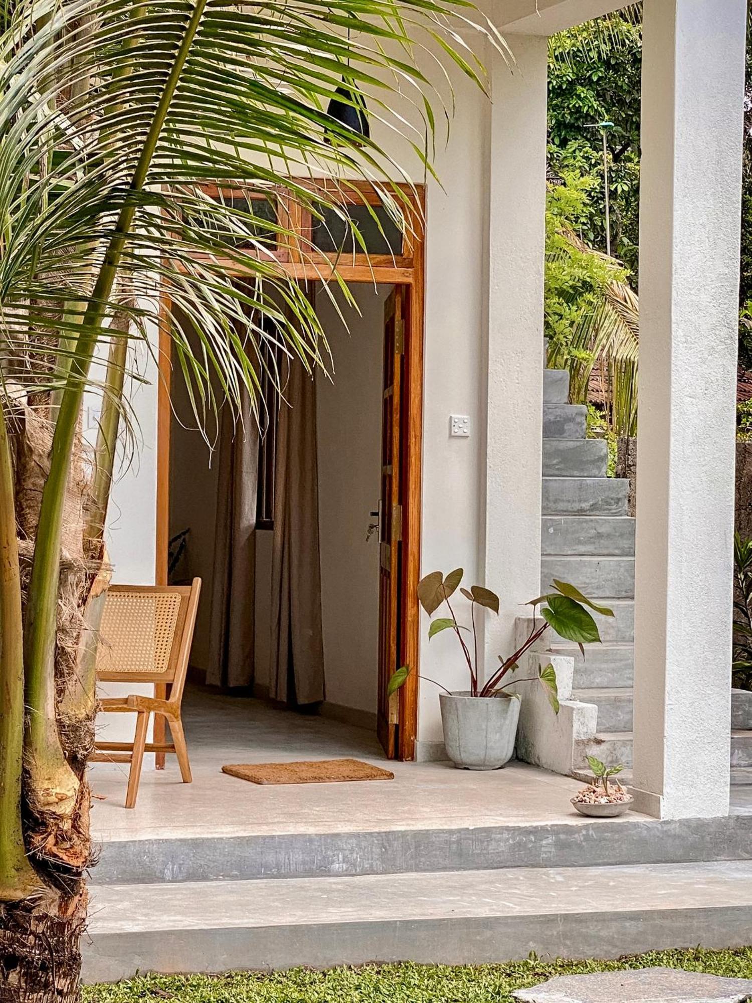 The Palm Private Cottages Midigama Midigama East Exterior foto