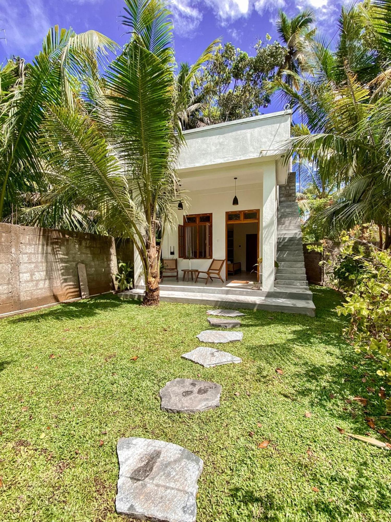 The Palm Private Cottages Midigama Midigama East Exterior foto